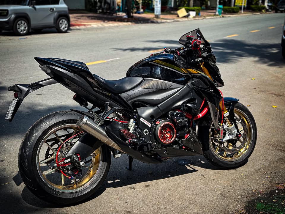 Ae cứ trải nghiệm thoải mái