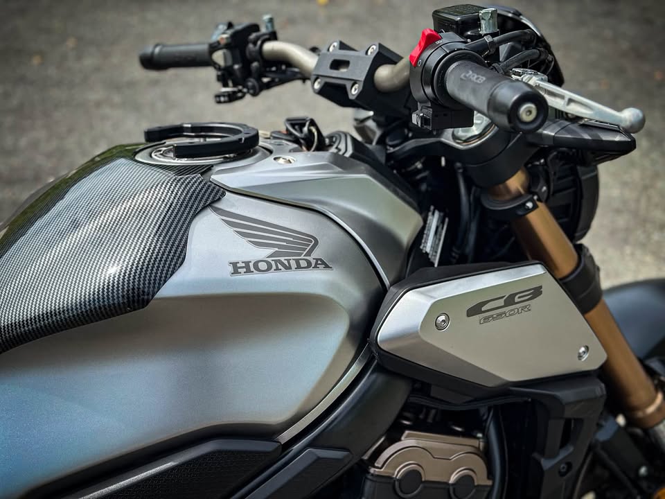 Cb650r nhập đôị buổi sáng tinh mơ