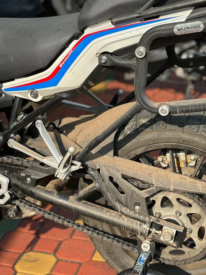 Dậy rửa xe đón ngày mới thôi anh em ơi