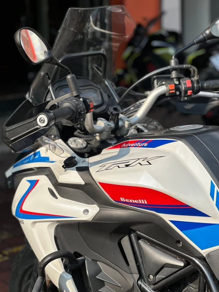 Dậy rửa xe đón ngày mới thôi anh em ơi