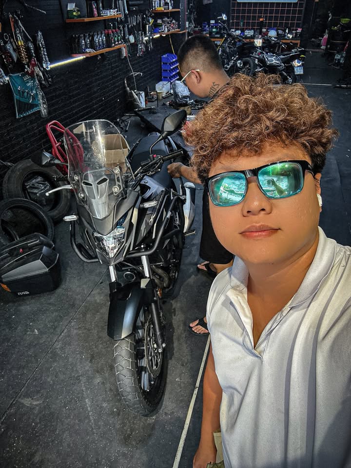 Nghe nói #cb500x cũng hot nên tập bán thử ko biết lỗ ko ta 