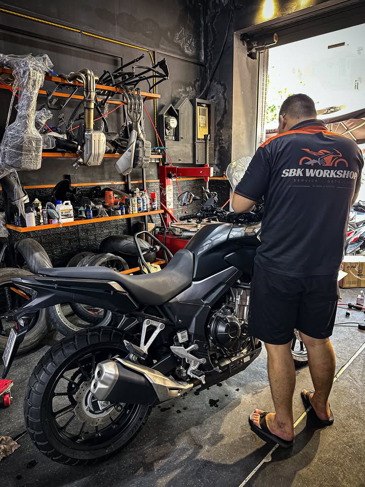 Nghe nói #cb500x cũng hot nên tập bán thử ko biết lỗ ko ta 